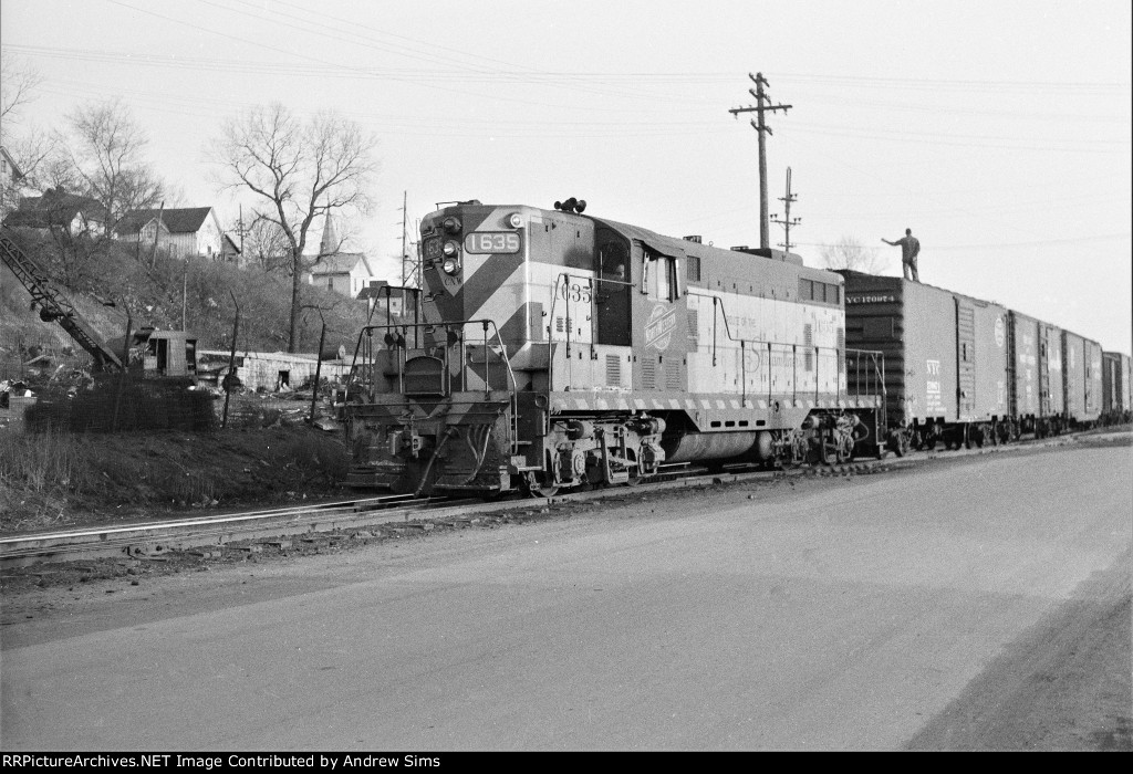 CNW 1635